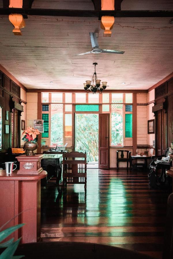 Oasis Balili Heritage Lodge Тагбиларан Экстерьер фото